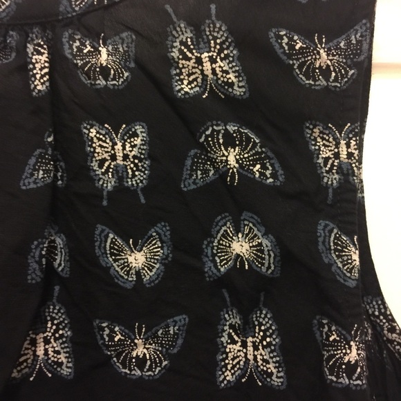 Y2K white butterflies on navy Henley rayon tank top size Medium whimsy playful. - Picture 8 of 9